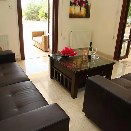 Villa Aphrodite Hills Superior Superior 0085 Air Conditioning 3 Bedrooms *