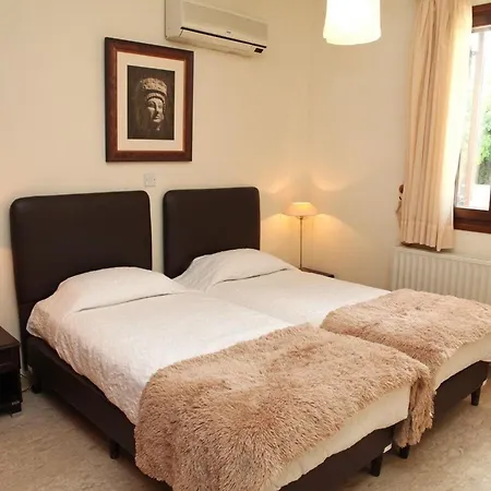 Aphrodite Hills Superior Superior 0085 Air Conditioning 3 Bedrooms *